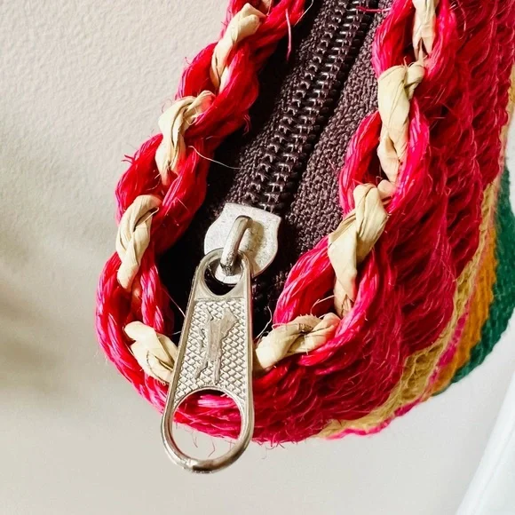 Bright Colorful Striped BORACAY Straw Zip Closure Boho Medium Tote Shoulder Bag - Picture 8 of 13